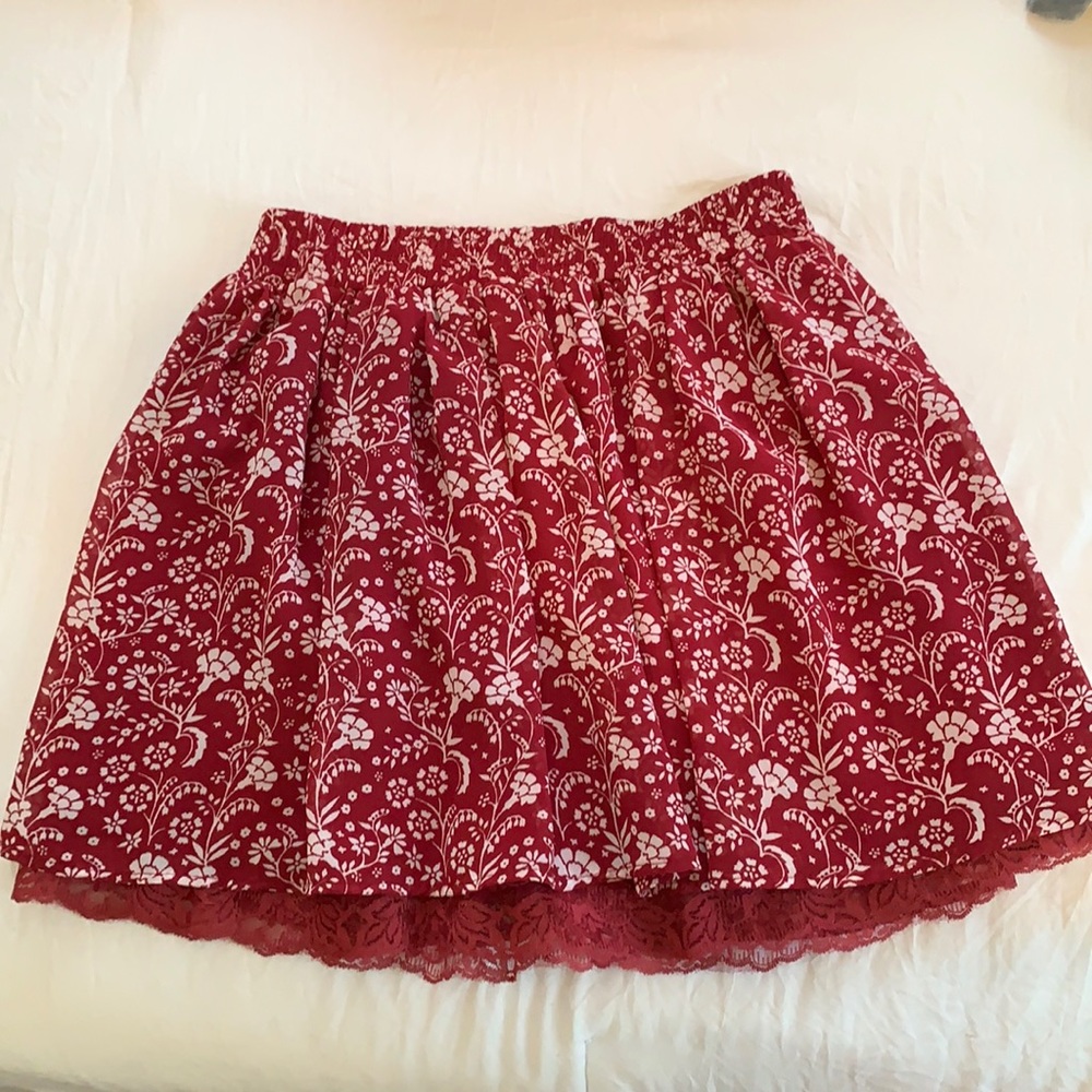 Burgundy skirt with flower print